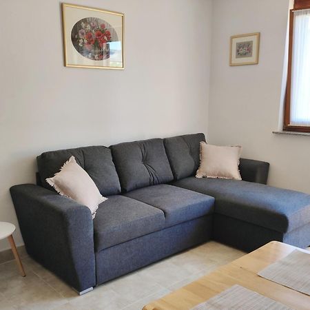 Apartment Jelena Fažana Exteriör bild